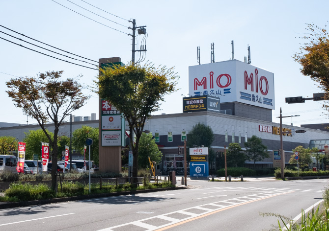 MEGAドン・キホーテUNY香久山店